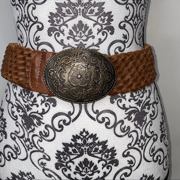 Banana Republic Accessories - Banana Republic Basket Weaved Brown Belt